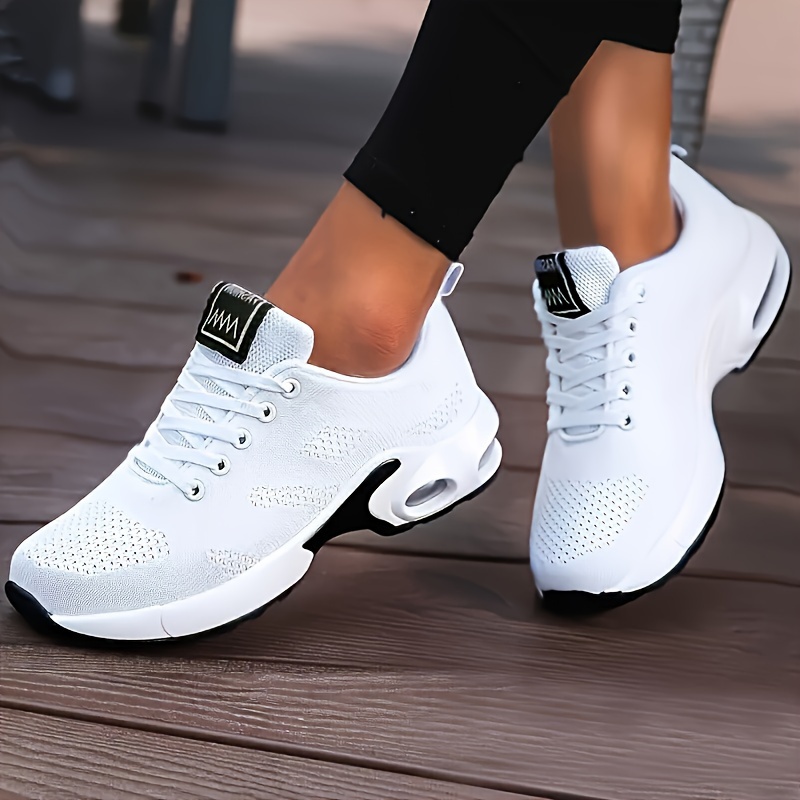 breathable sneakers trendy solid color mesh casual outdoor details 1